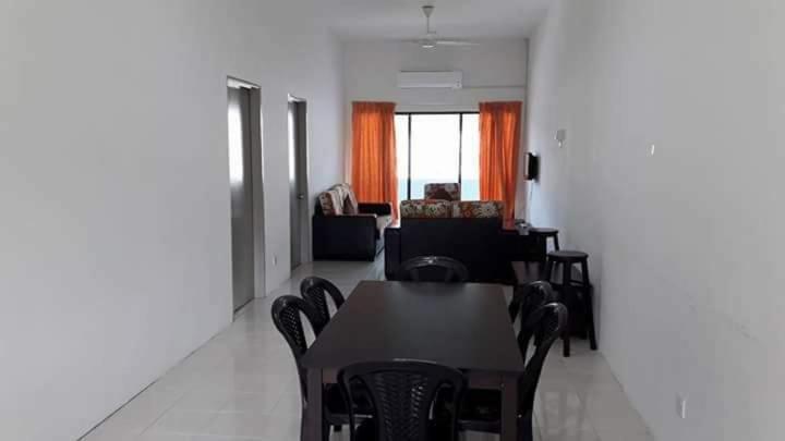 Homestay Lot 10 Pangkor Pekan Pangkor ภายนอก รูปภาพ